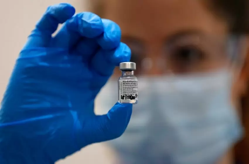 Health experts caution against the risk of confusion and denial of vaccines.