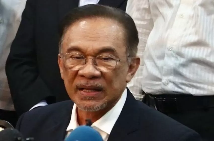 Anwar encourages Malaysian MPs to write to the king seeking to revoke the proclamation of emergency