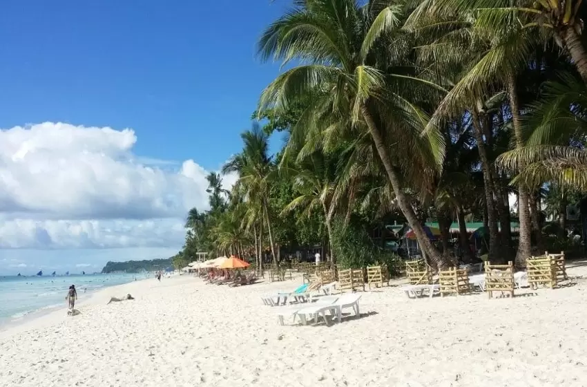 The Pandemic’s Impact on Philippine Tourism is Incredibly Derailing