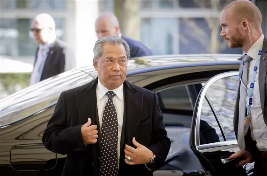 The DAP intends to file reports against the Prime Minister and the Cabinet for refusing to allow Parliament to meet.