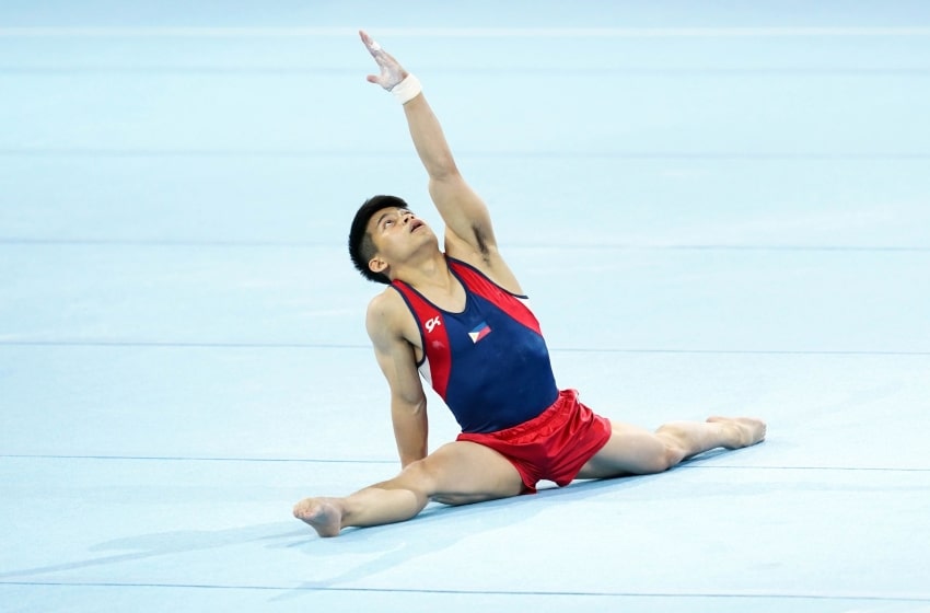 Yulo on being Flexible on the Triple Backflip