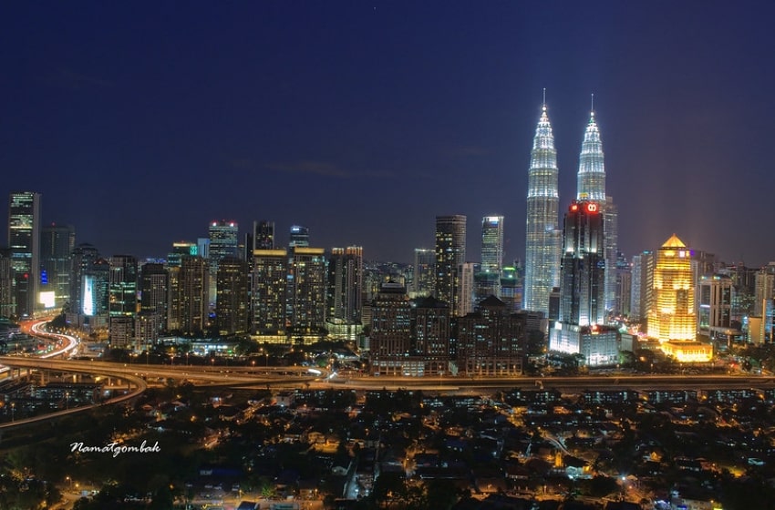 According to Tengku Zafrul, 107,000 employees who lost their jobs will earn RM366 million in 2020.