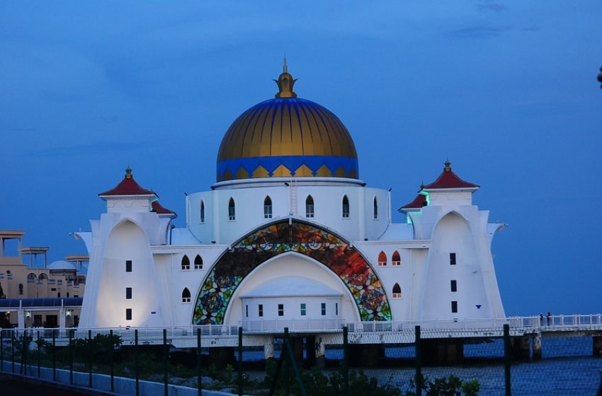 Muhyiddin would urge the king to dissolve parliament Melaka disputes
