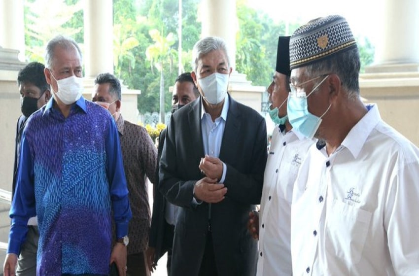 Zahid files RM220 million defamation suit against MKini