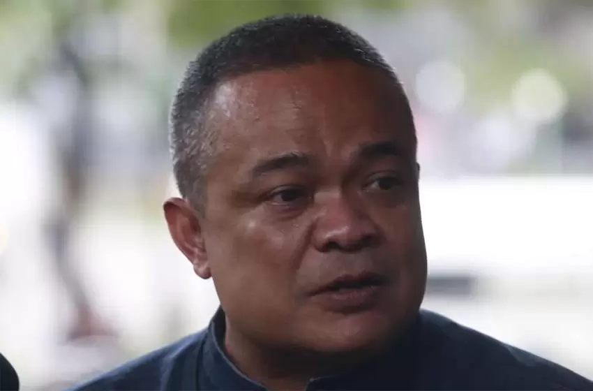 A Unexpected Challenge Awaits Prayut