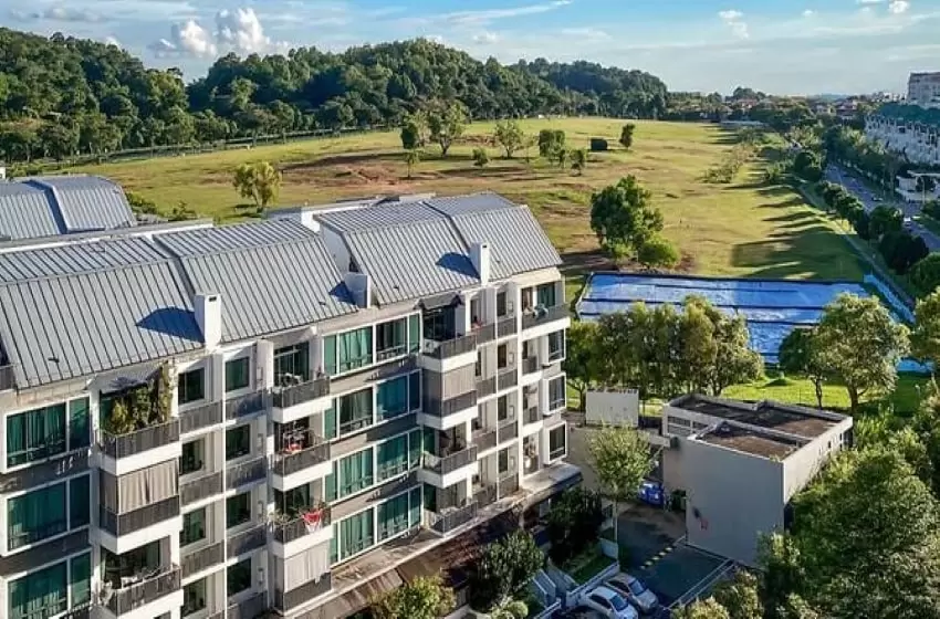 In February, new private home sales in Singapore dropped 60.5 percent due to fewer launches.