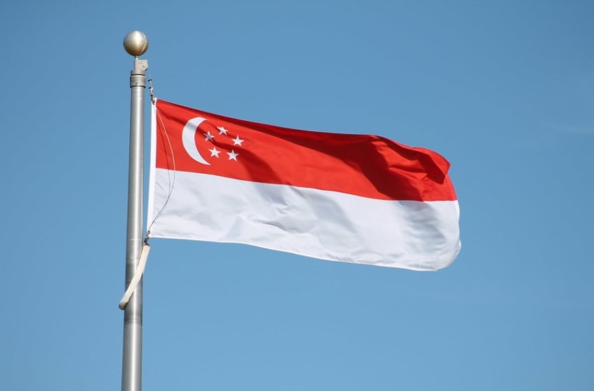 Singapore’s economy is slowly recovering indicating a 0.2% expansion in first quarter of the year