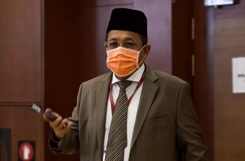 Shahidan Kassim refused to leave UMNO