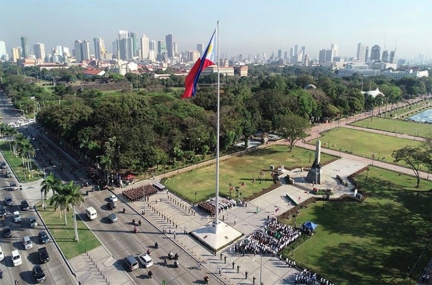 Manila Stands on Effort for Producing Flexible Hospital Beds Over the Surge