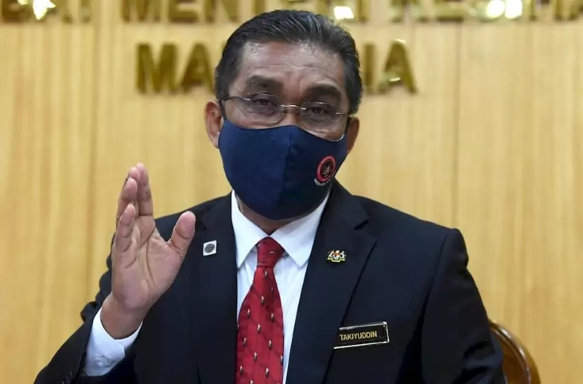 Agong’s proclamation of reconvening Parliament, no exact date mentioned, says Takiyuddin