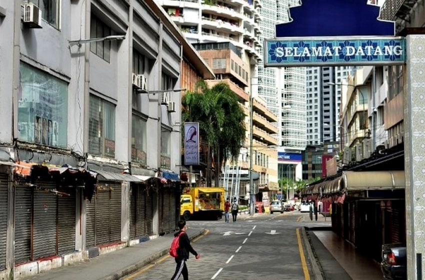 Retailers call for government to reopen business by July