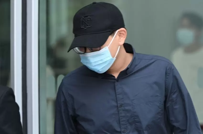 Singaporean teenager gets probation over sending death threats to EPL football player