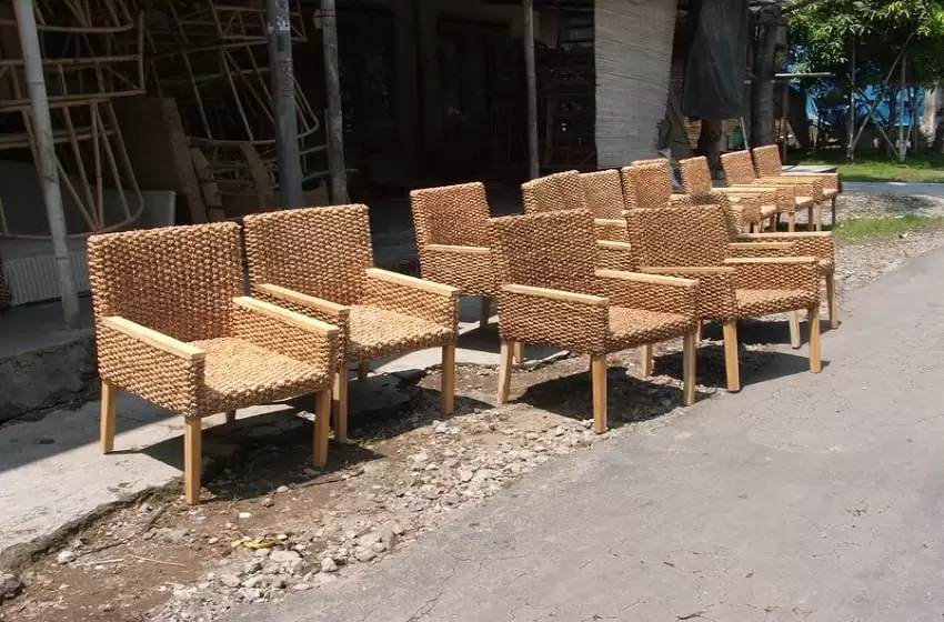 The Opportunity for Furniture and Workmanship Flourishes