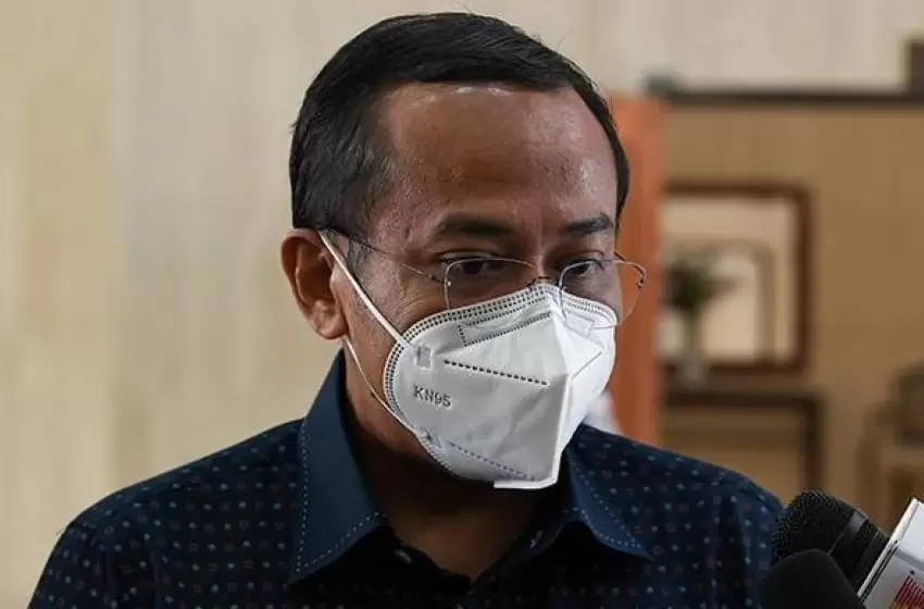 100 Terengganu teachers rejected Covid vaccines, says MB