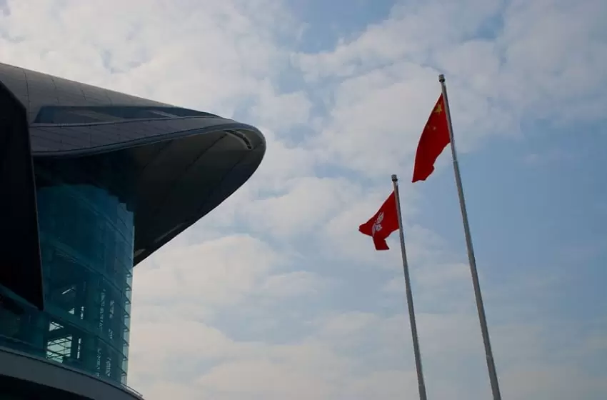 Hong Kong, China one step closer to allowing partial border reopening