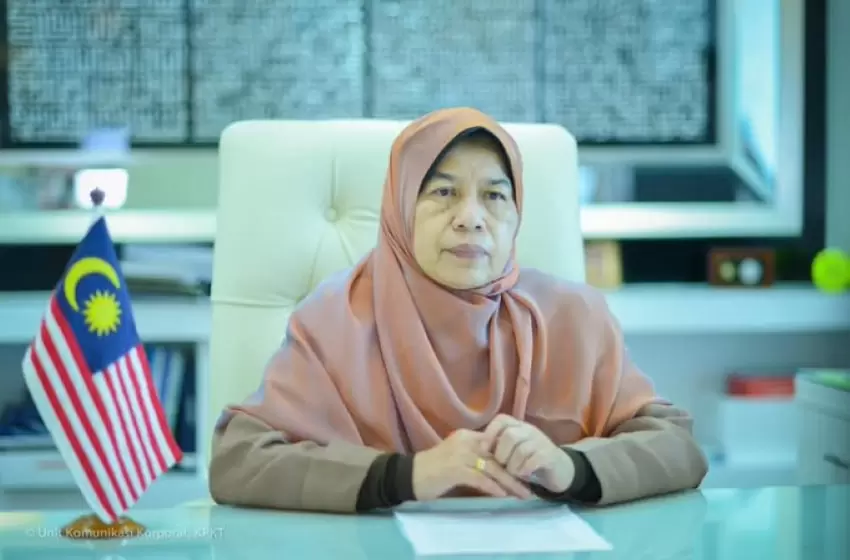 Zuraida, unable to overturn PKR’s claim for breaking the party bond