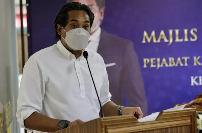 According to Khairy, it is still too early for the BN to Determine whether to Run Alone in the Next General Election