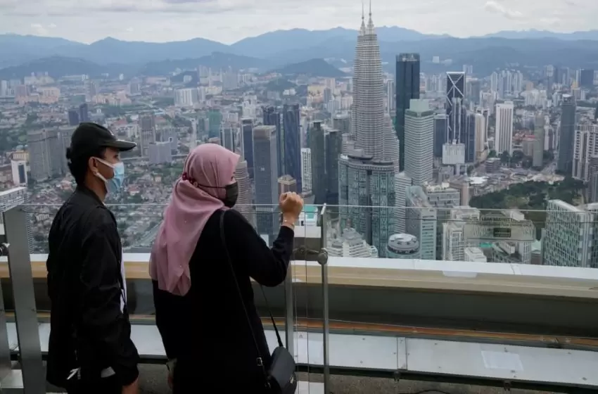 The Singapore-Malaysia border will be quarantine-free starting Nov 29