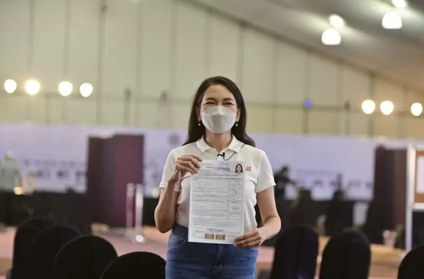 Hontiveros Stands Over Unfair Vaccination Rule