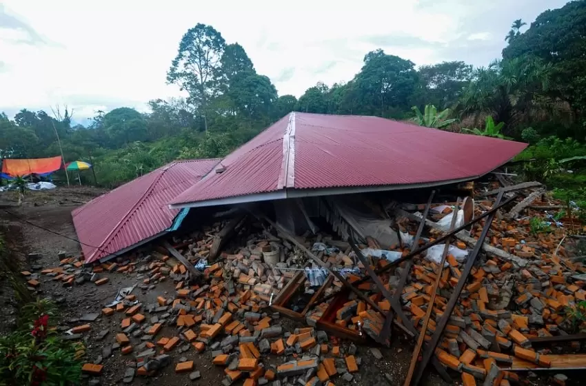 A 6.2-magnitude earthquake hits Sumatra, Indonesia, killing seven people