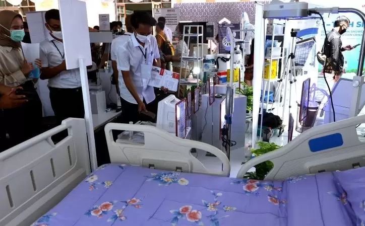 Jokowi Deals With Domestic Products