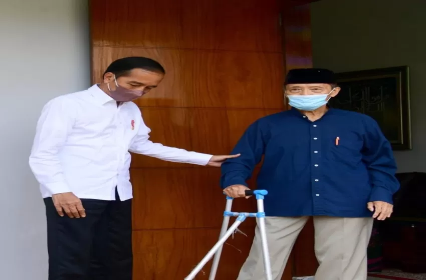 Jokowi Didn’t Miss To Honor the Late Buya Syafii