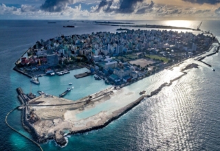 A floating metropolis in the Maldives is taking shape