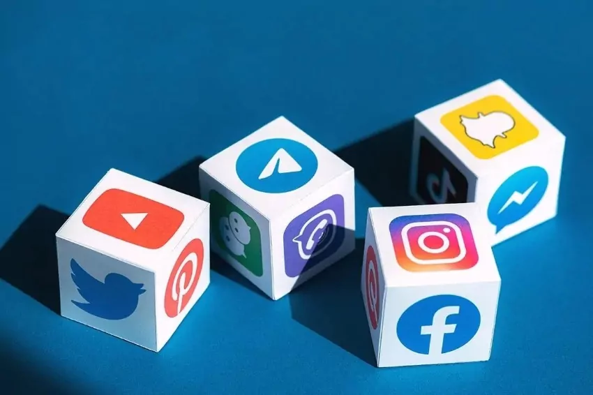 Social media platforms required to remove harmful online information, ordered by proposed government codes