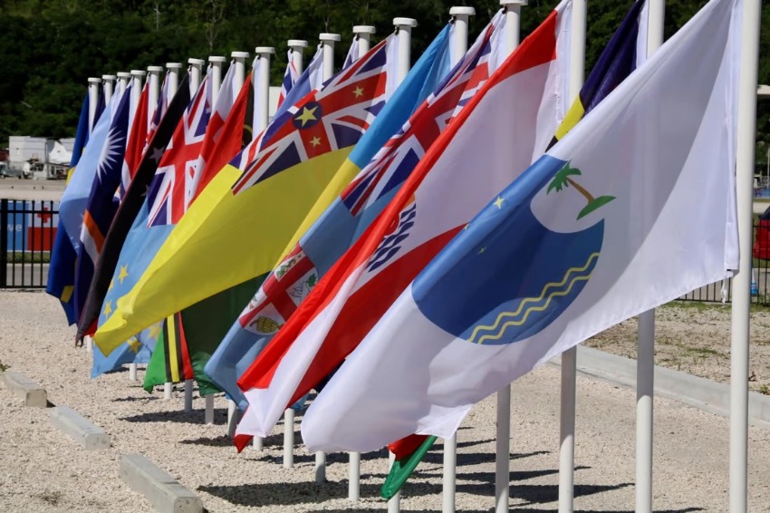 The US-China dalliances caused the Pacific islands to join in