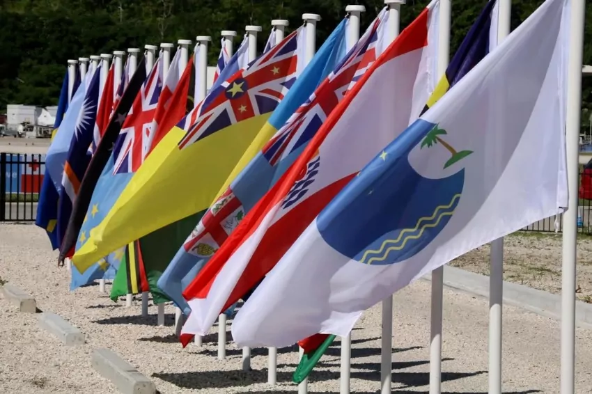 The US-China dalliances caused the Pacific islands to join in