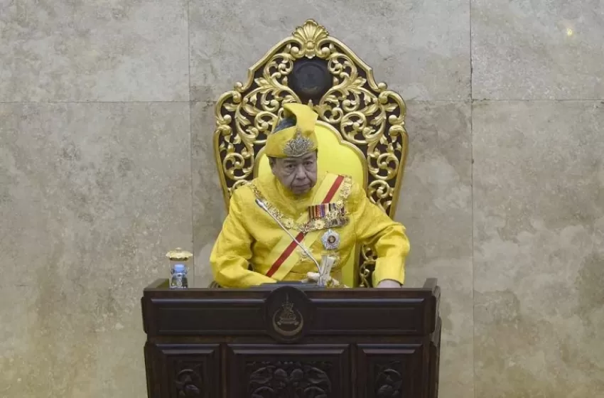 Selangor Sultan urges PAS minister to attend Bon Odori in reprimand