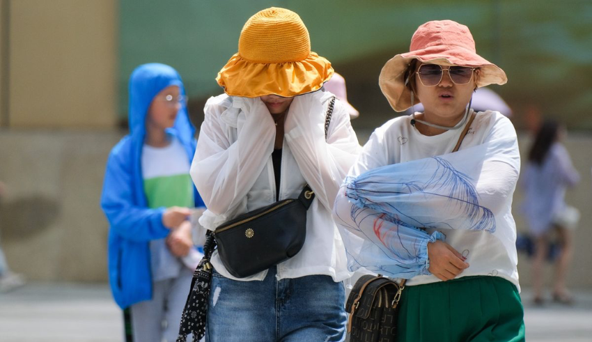 As temperatures rise, China braces for a hotter weekend