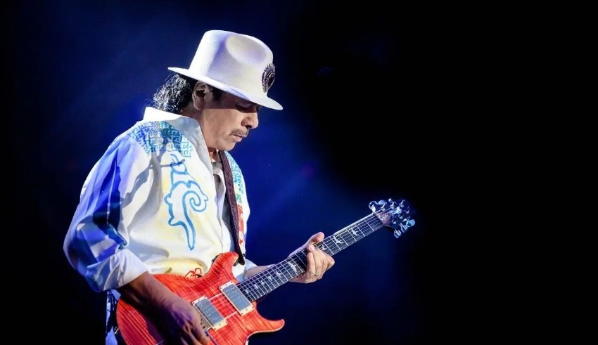 Carlos Santana faints during US concert