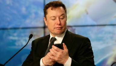 Elon Musk's Twitter purchase in jeopardy