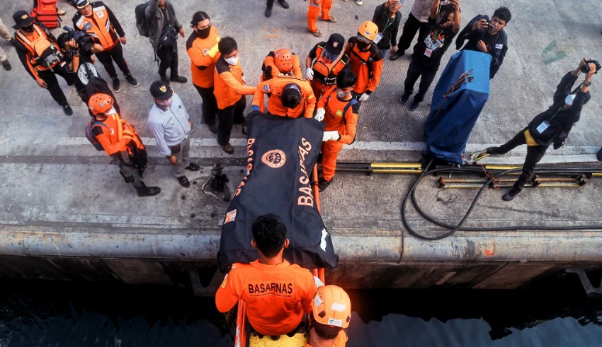 Indonesian ferry sinking rescues, 13 remain missing