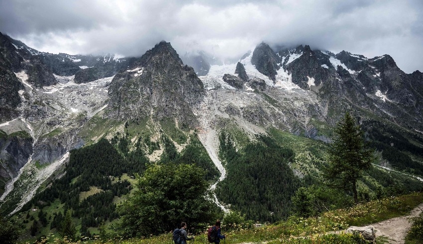Italian Alps glacier collapse kills 6