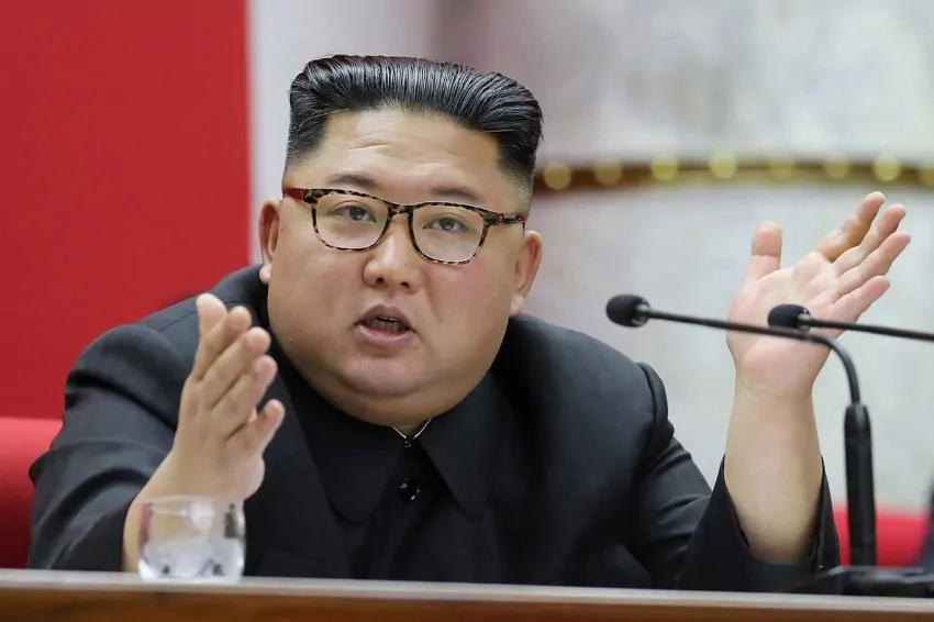 Kim holds a conference on ‘monolithic’ party governance