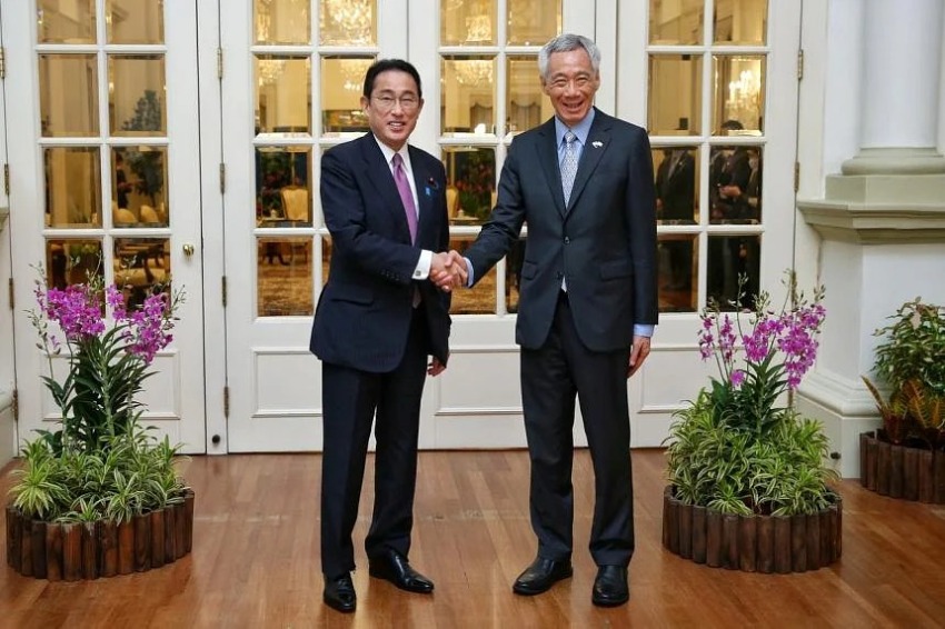 PM Lee congratulates Kishida on his election win