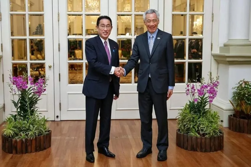 PM Lee congratulates Kishida on his election win