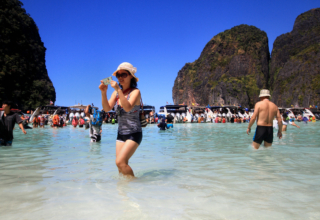 Thailand wants high-value tourists, discouraging discounts