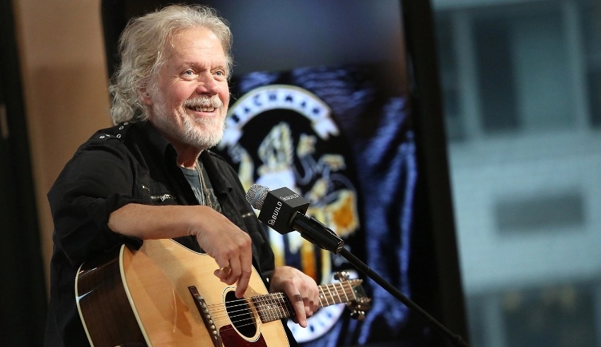 When it's gone, the magic is gone, rock star says of stolen guitar