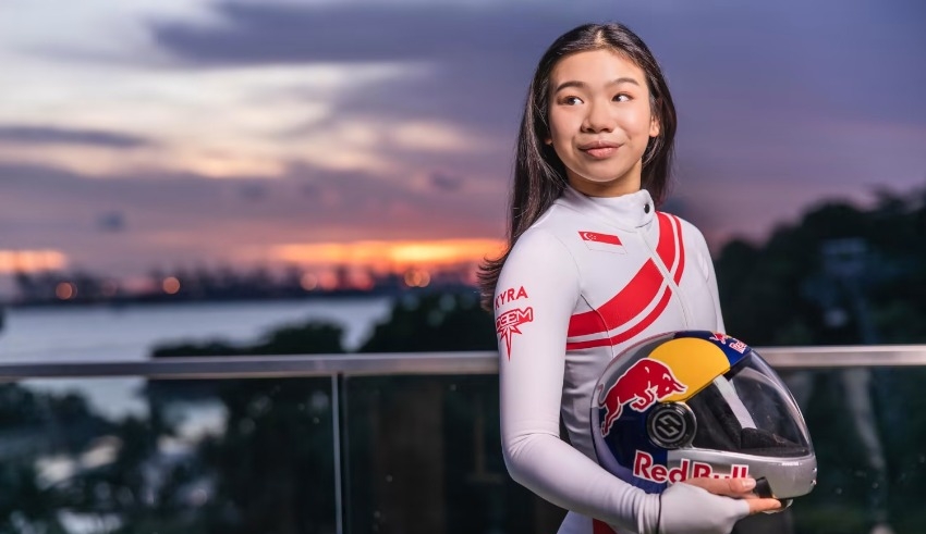 World Champion Kyra Poh on skydiving with sister Vera