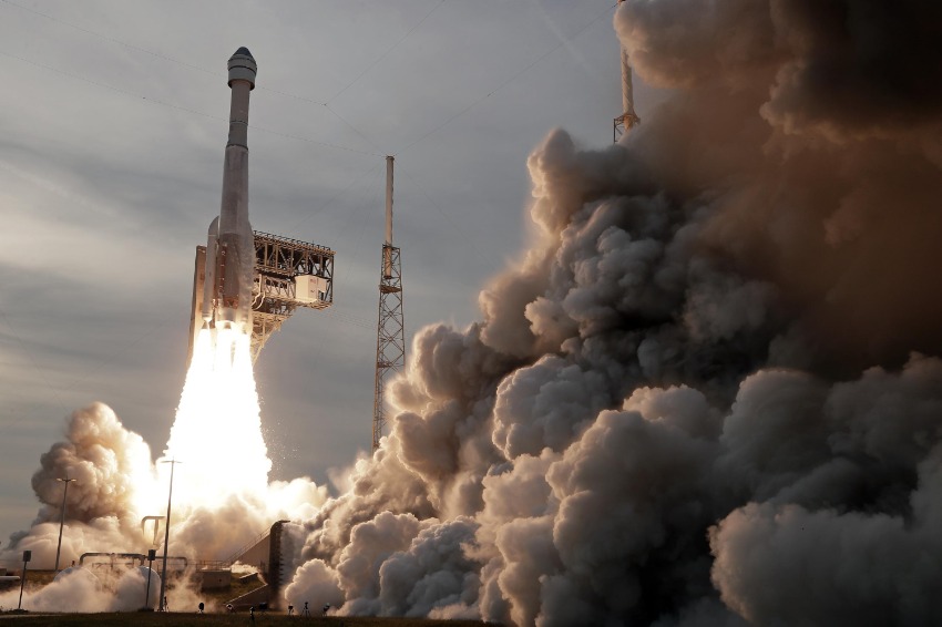 Boeing anticipates the first crewed flight of the space capsule in February