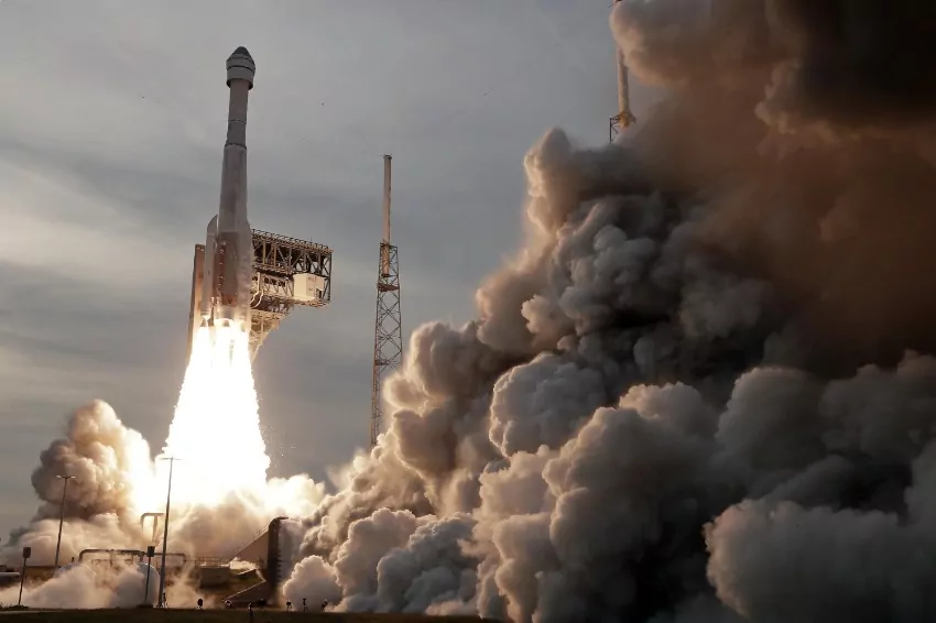 Boeing anticipates the first crewed flight of the space capsule in February