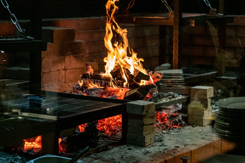 Kubo’s woodfire oven elevates Filipino-inspired cuisine