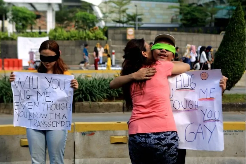 LGBT activists criticize Peru's response to the killing of a trans man in Indonesia