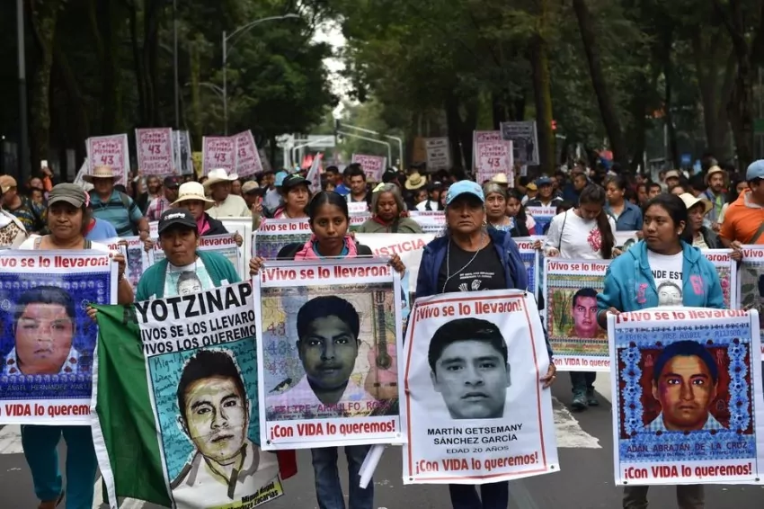 Mexico arrests former top prosecutor in missing students case from 2014