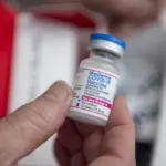 Pfizer and BioNTech, sued by Moderna for copying their COVID-19 vaccine