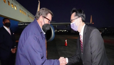 US congressmen visit Taiwan amid China tensions