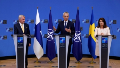 Ukraine warns of new Russian offensive; Sweden, Finland close to joining NATO